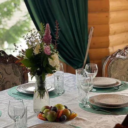 Villa By Vysche Neba Palyanytsya